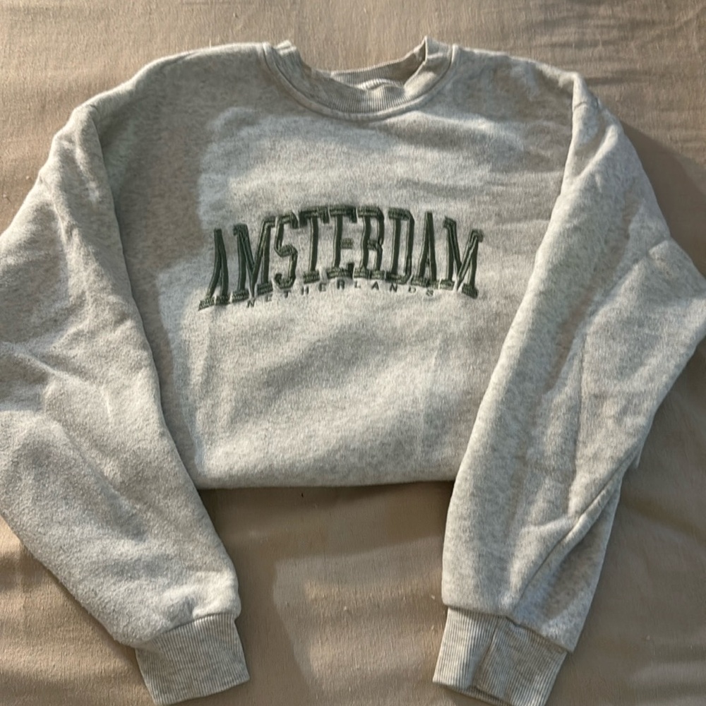 Grey Amsterdam crewneck